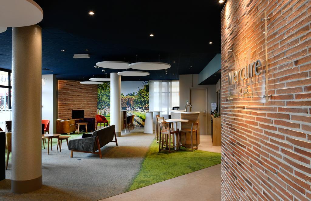 Hotel Mercure Sur 4*